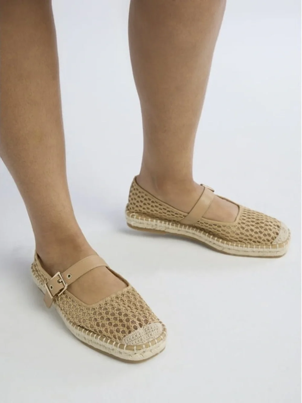 Time and Tru lightweight woven